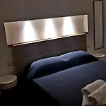 Bed and Breakfast Monelia 3*