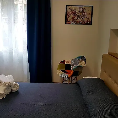 Monelia Bed & Breakfast *